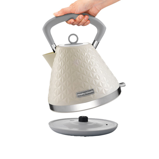 Pyramid Kettles | Shop Black Pyramid Kettles – Morphy Richards-UK