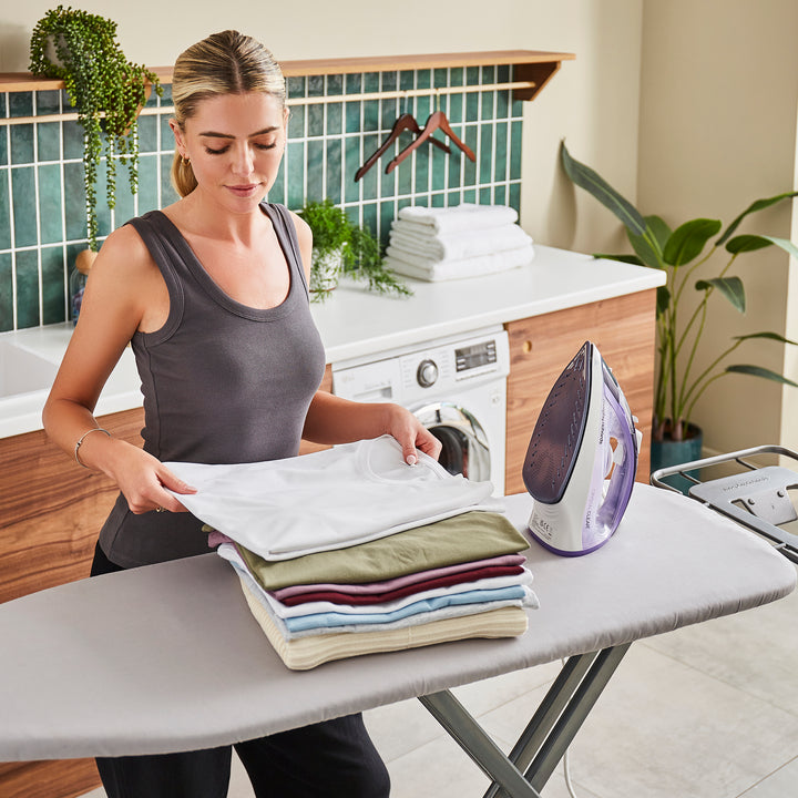 Crystal Clear 2400W Steam Iron Purple