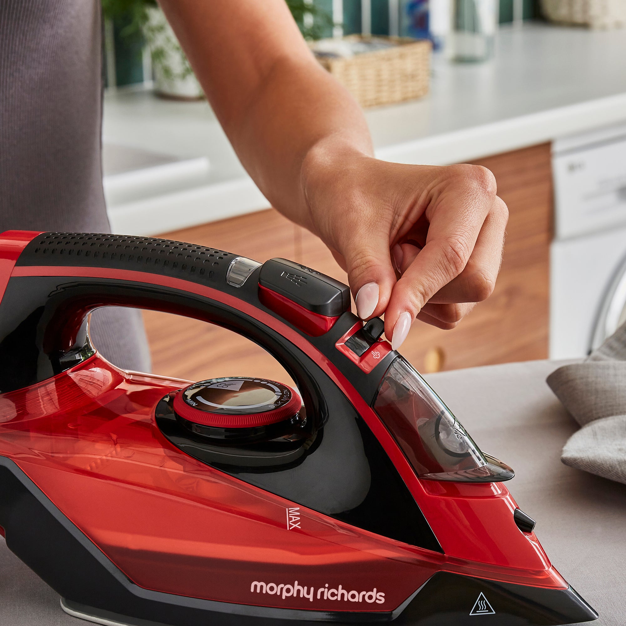 Morphy richards cordless straighteners best sale