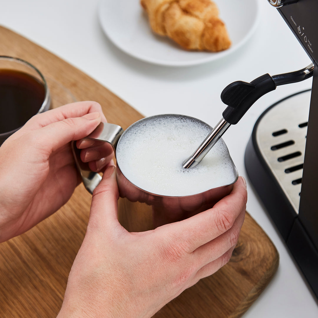 Traditional Compact Pump Espresso Machine - Navy