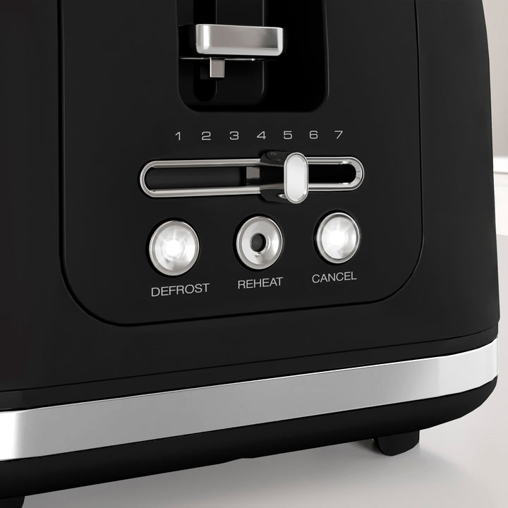 Signature 4-Slice Toaster Black